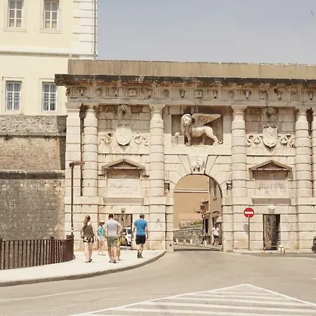 Feral Διαμέρισμα Ζαντάρ